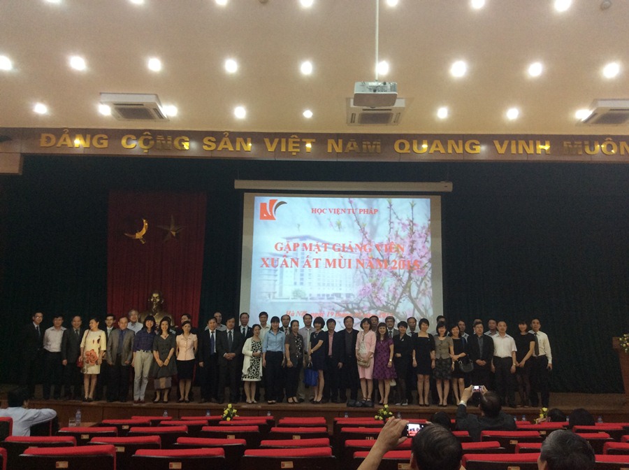 LS Vũ Thị Thu Hà tham dự buổi gặp mặt các giảng viên tham gia giảng dạy tại Học Viện Tư Pháp