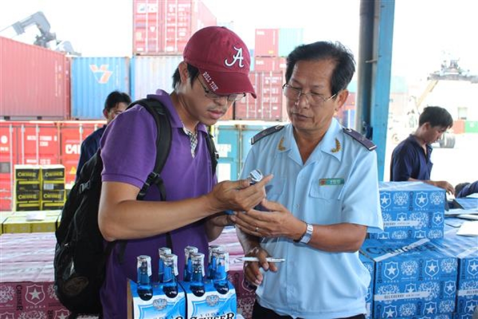The Government issues provisions on goods origin
